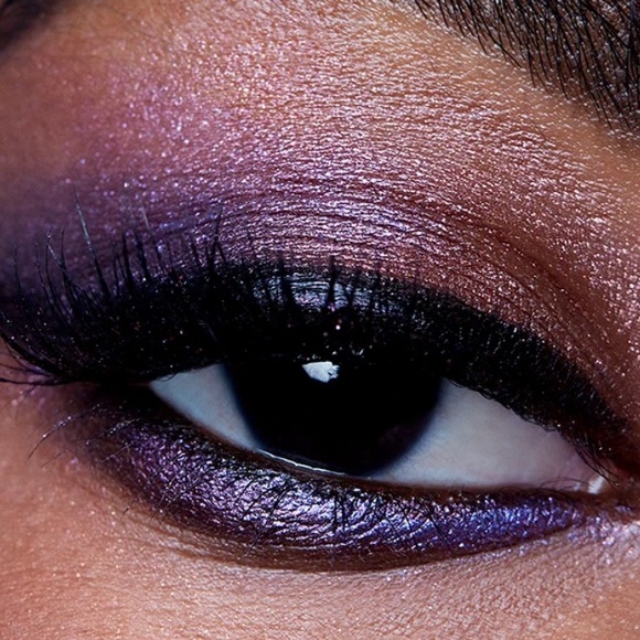 New Kaleidoscope Eye Shadow Quad Heaven's Vault - Picture 5 of 17